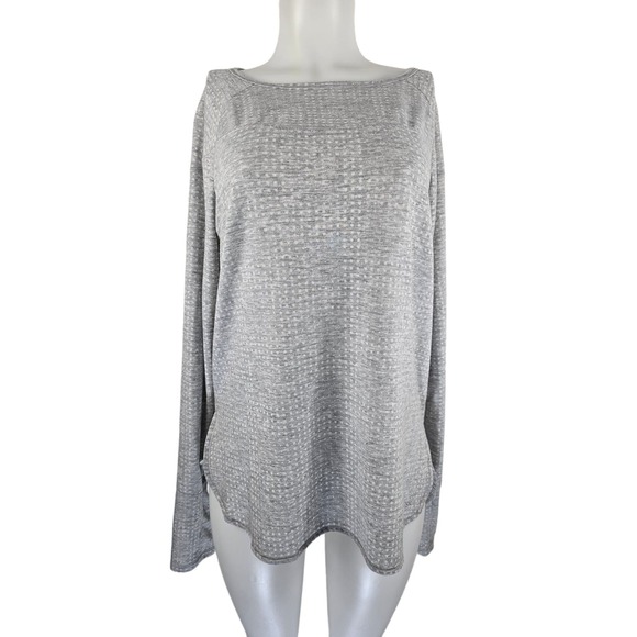 Victoria Secret Tops - Victoria Secret Sport Gray Cut out Back Long Sleeve  Thumbholes Athletic Top L
